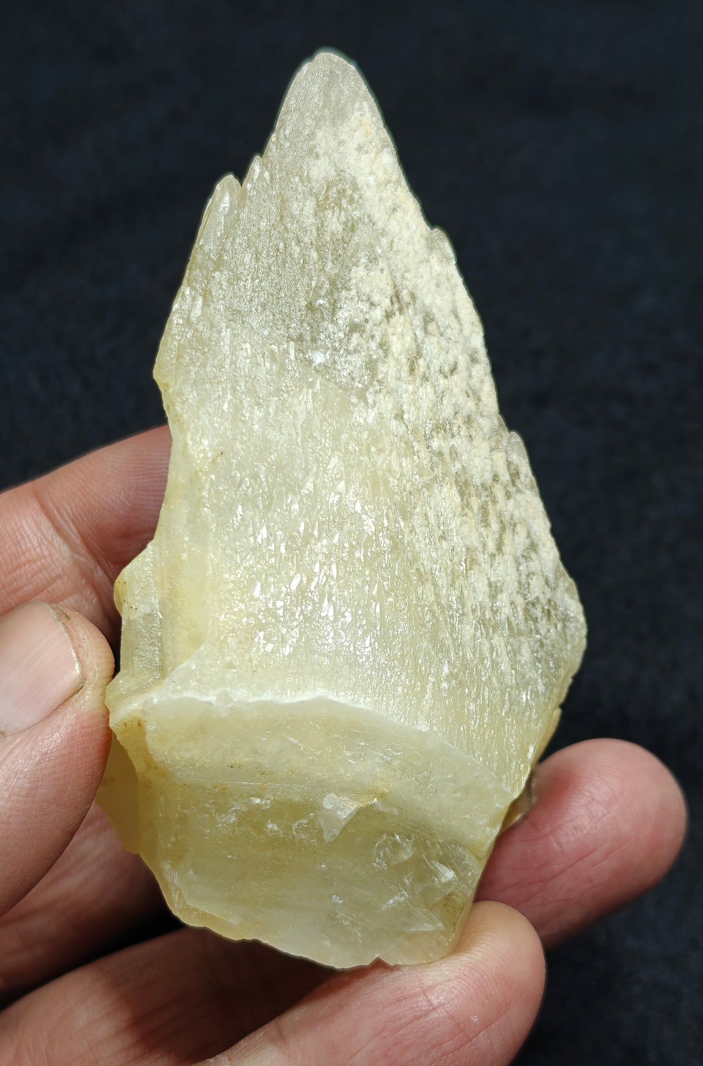 Single beautiful Dogteeth calcite crystal with beautiful terminations 147 grams