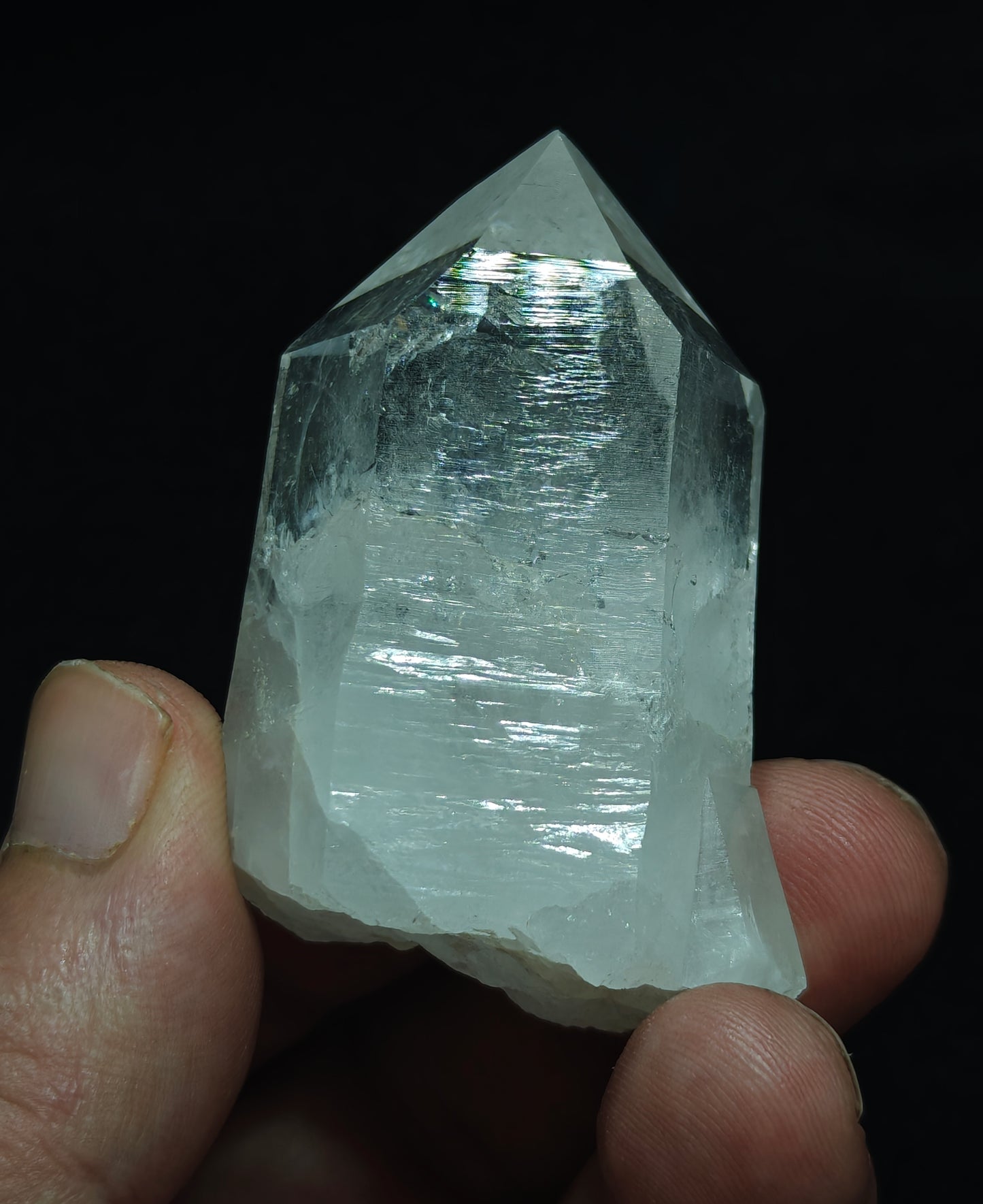 An amazing Terminated clear Quartz Crystal 72 grams