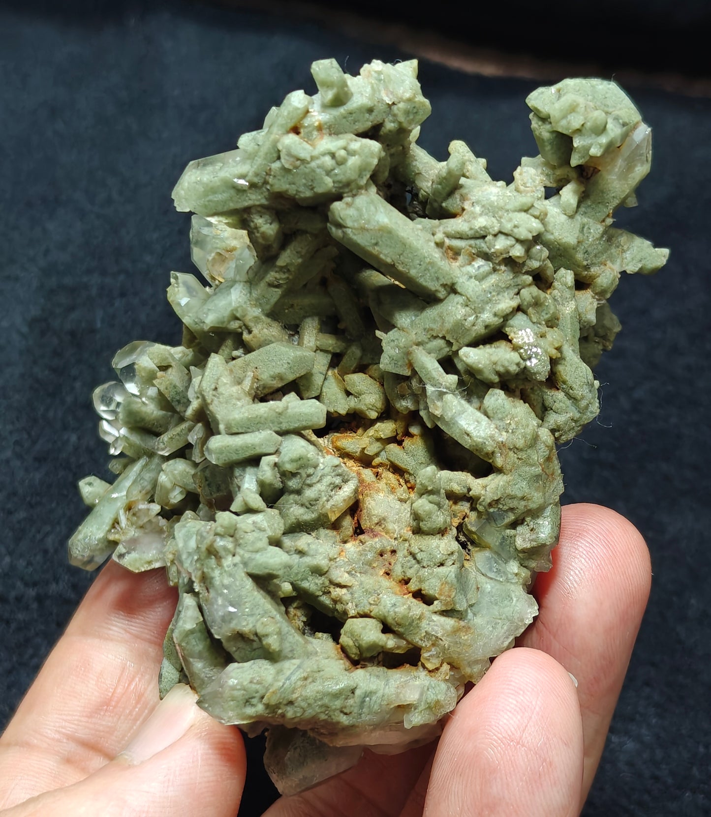 Terminated Chlorite Quartz crystals cluster 194 grams