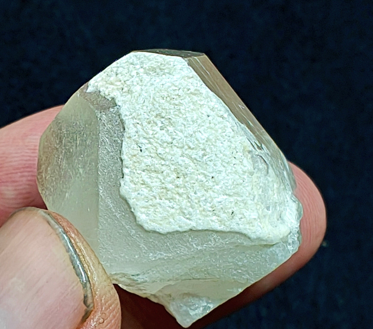 Single beautiful perfectly terminated topaz crystal 41 grams