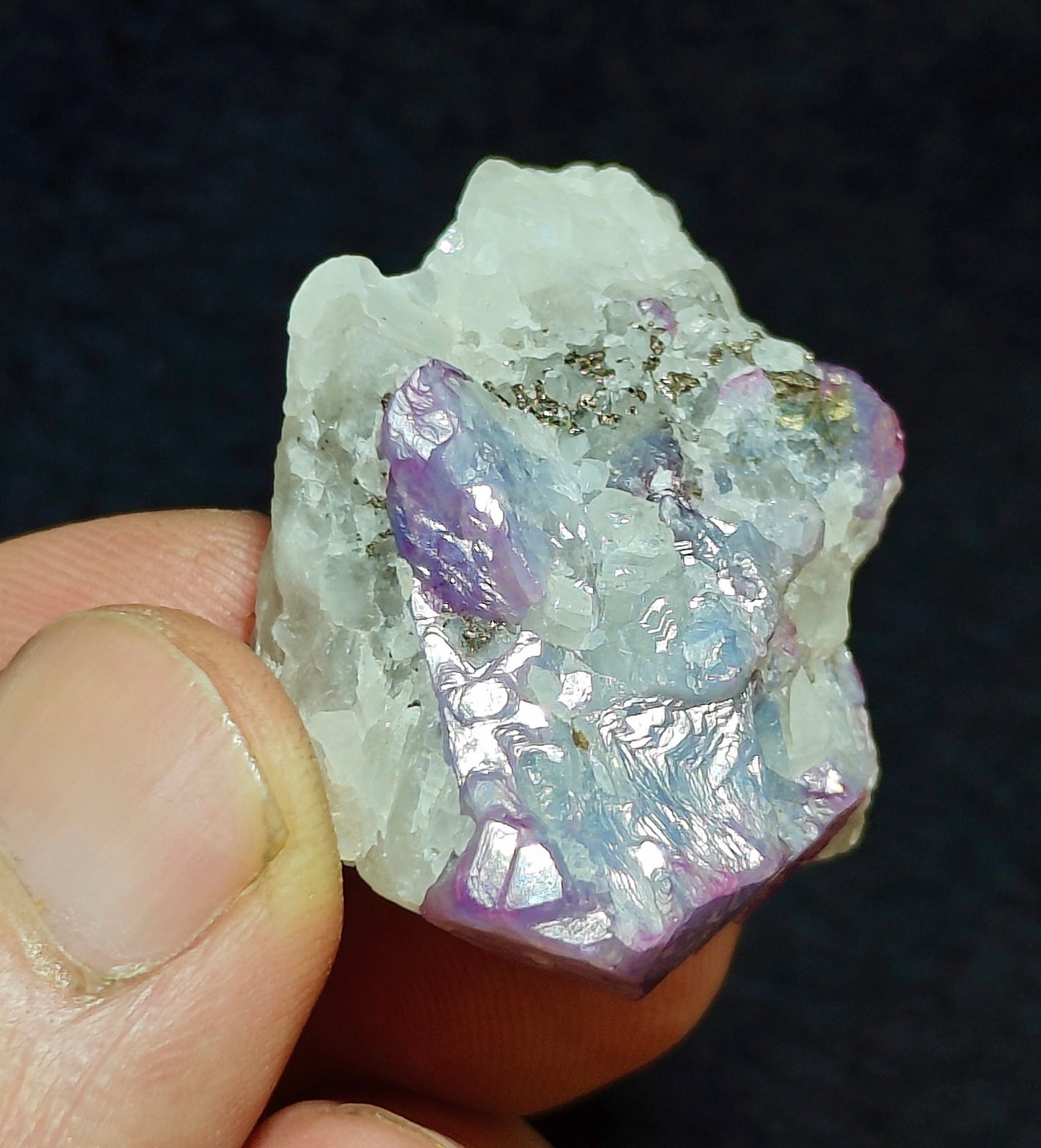 Natural corrundum on matrix 25 grams