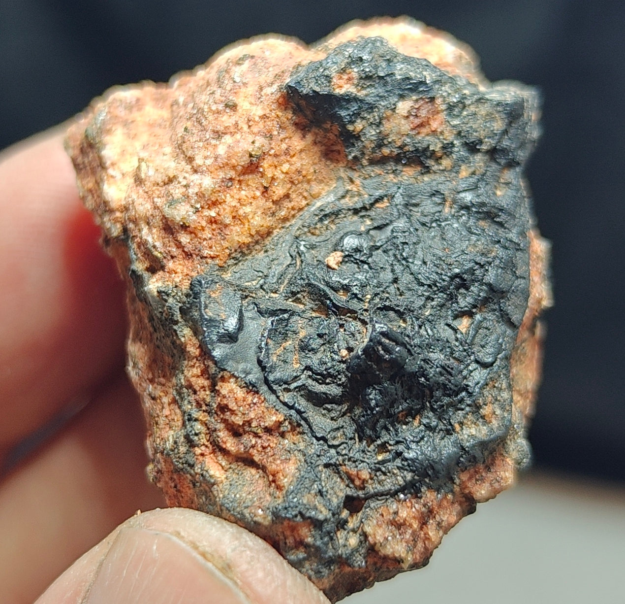 Hollandite on matrix 40g
