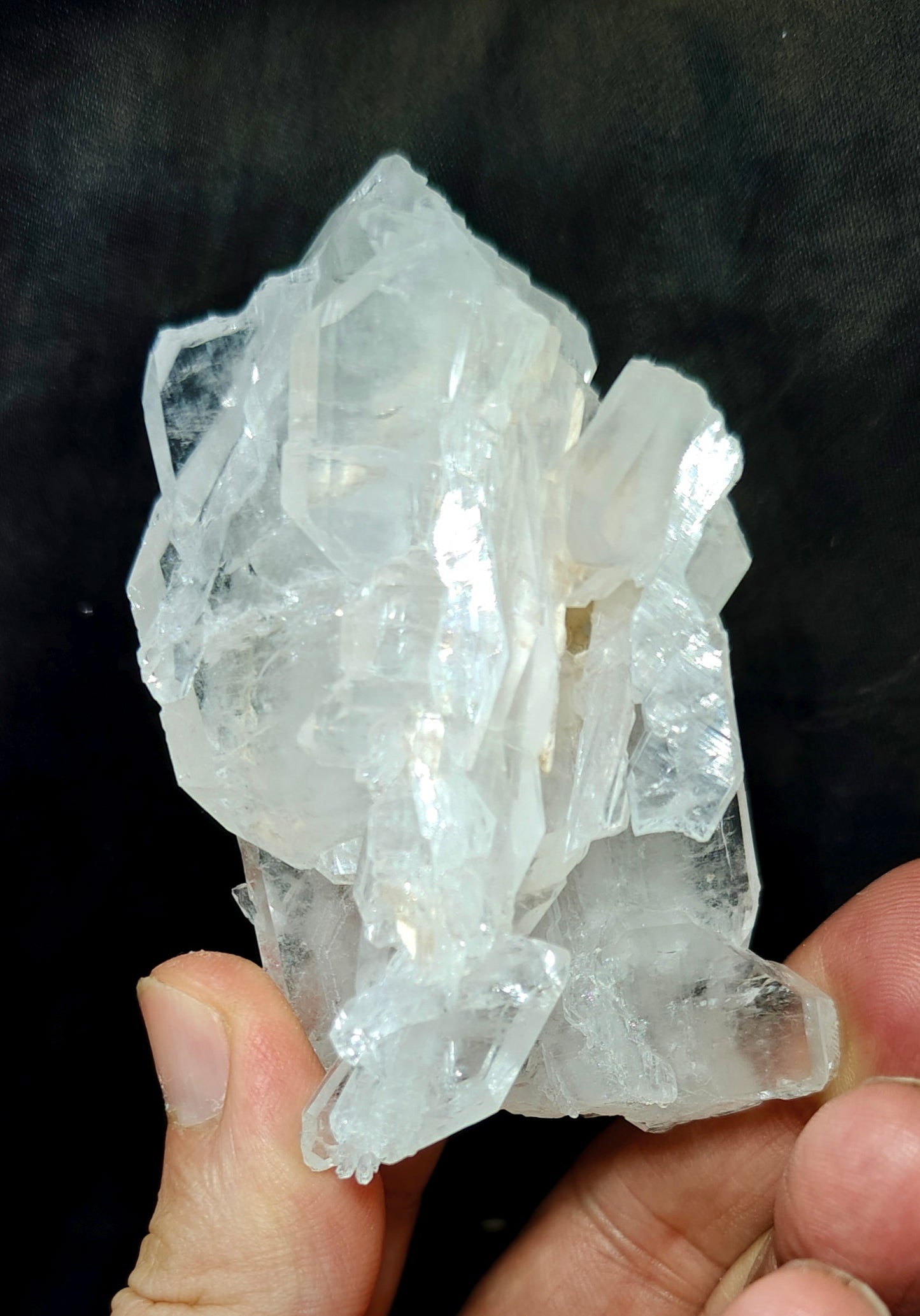Single beautiful terminated Faden Quartz crystals cluster 114 grams