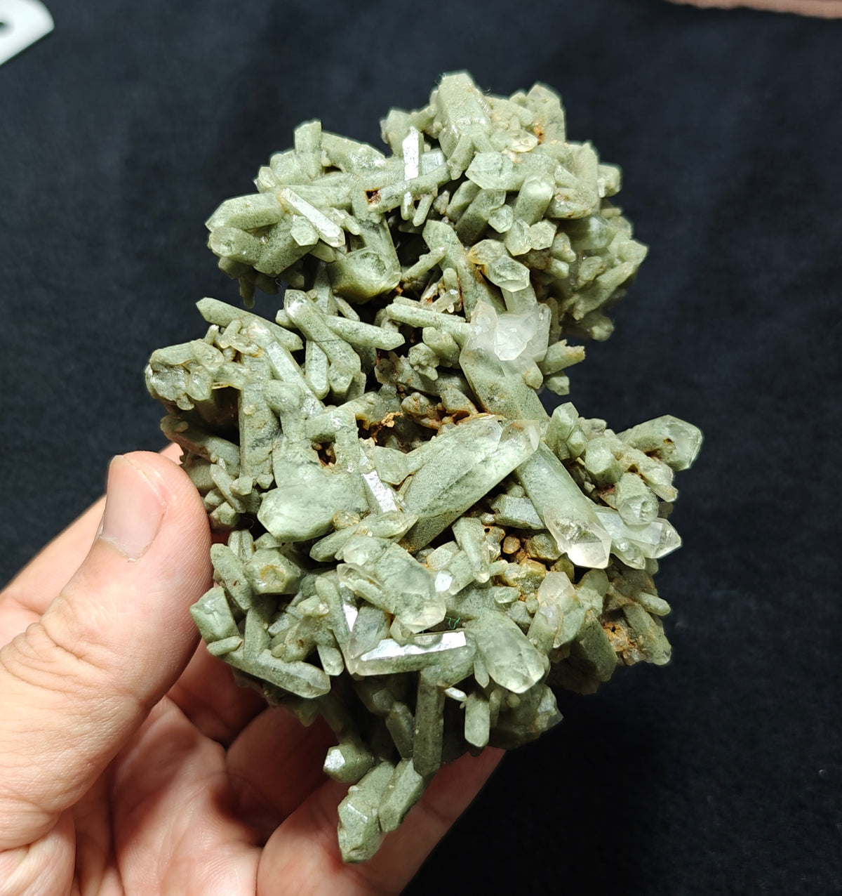 Chlorite Quartz crystals cluster 224 grams