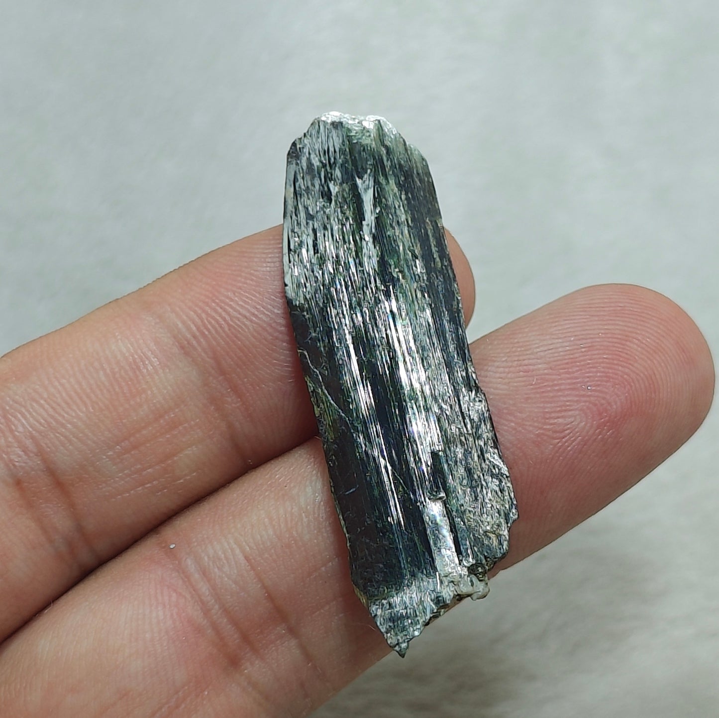 Natural aegirine crystal 9 grams