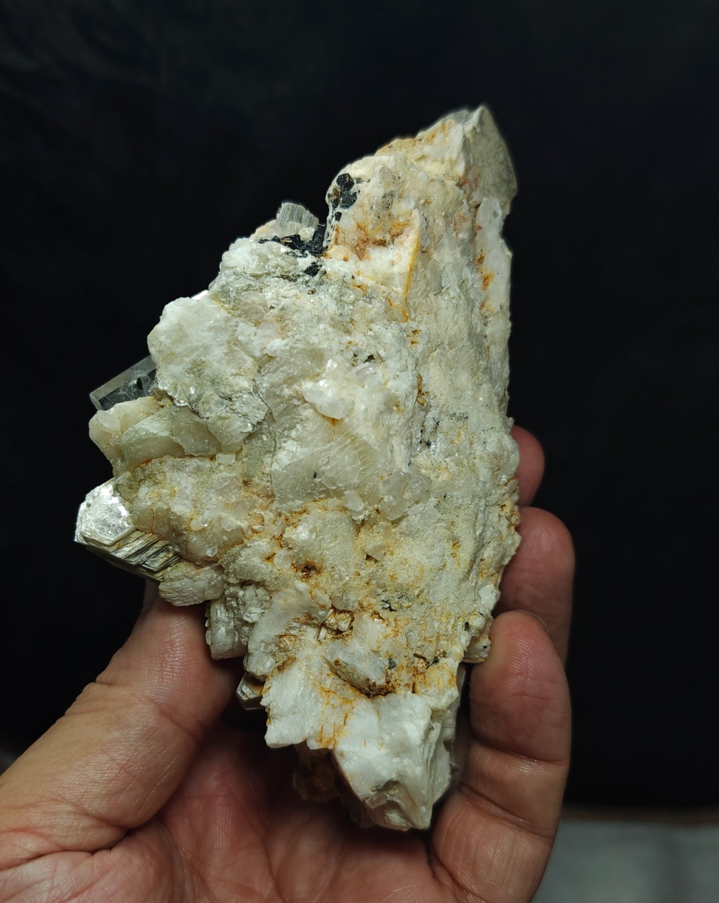Aquamarine Crystal on matrix of Albite with Mica 452 grams