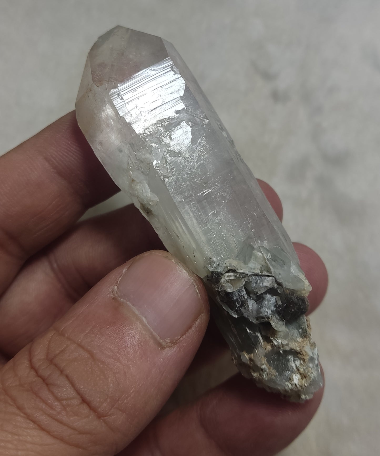 Aesthetic specimen of quartz crystal with unique amphibole inclusion 52 grams