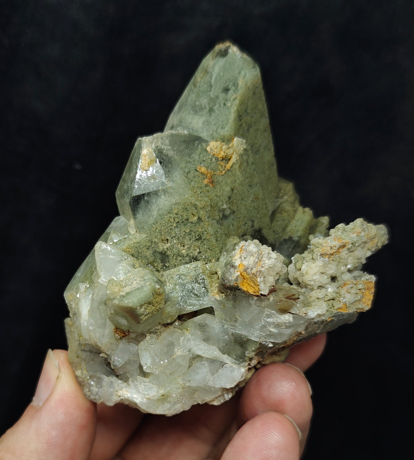 Chlorite Quartz cluster 217 grams