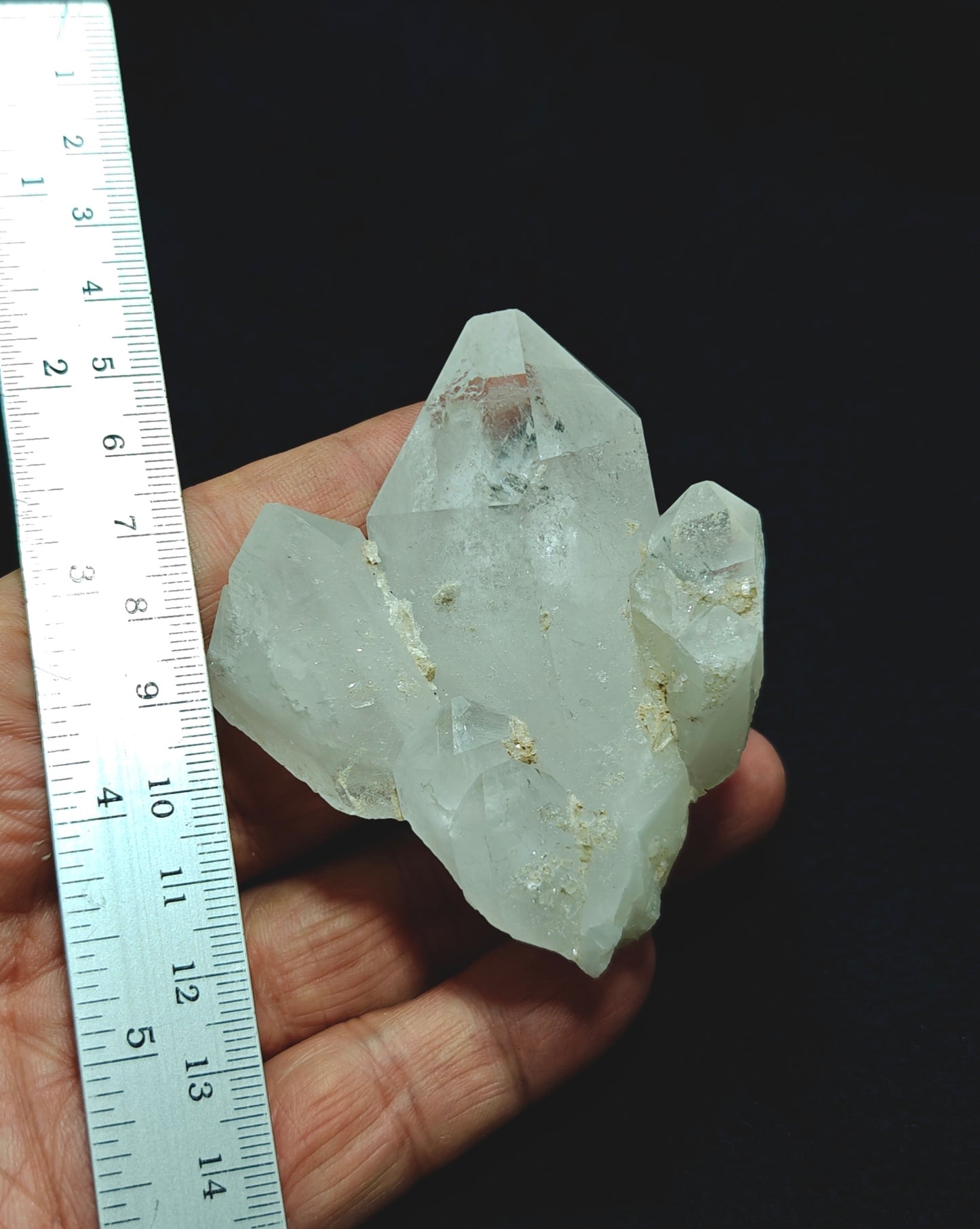 Natural terminated clear Quartz Crystals 128 grams