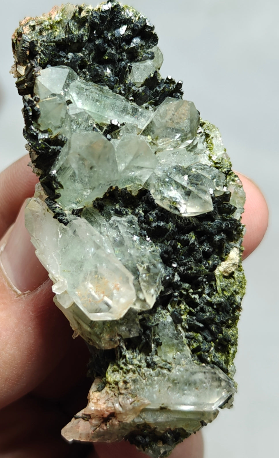 quartz and Epidote cluster with beautiful terminations 54 grams