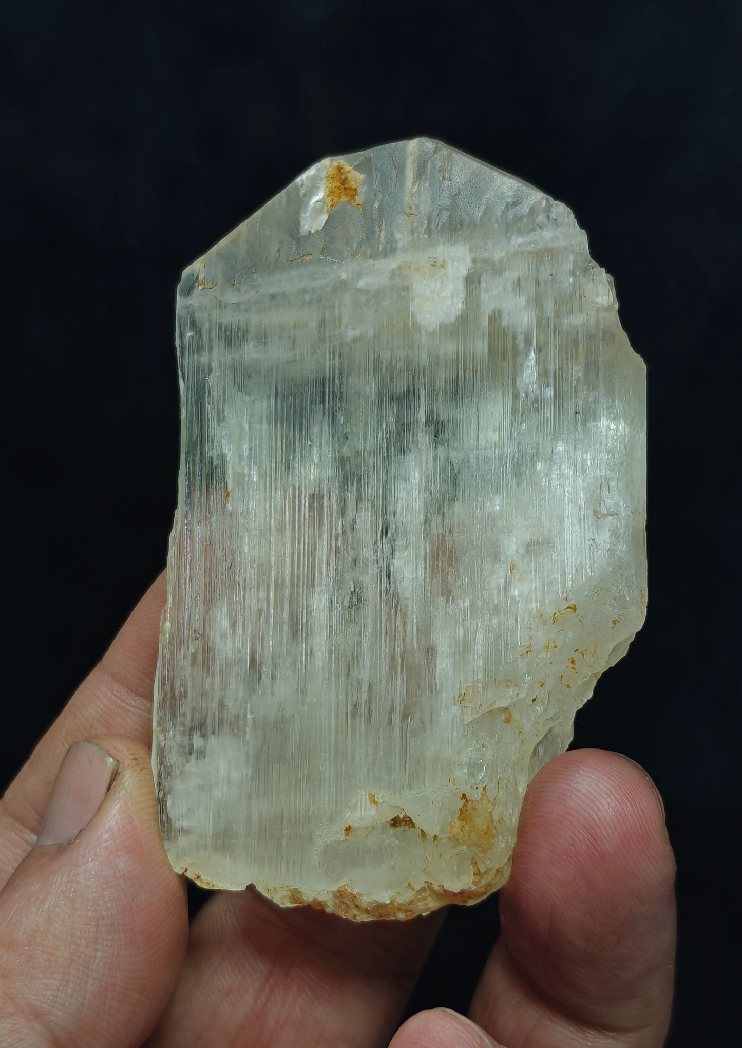 Natural spodumene crystal 105 grams