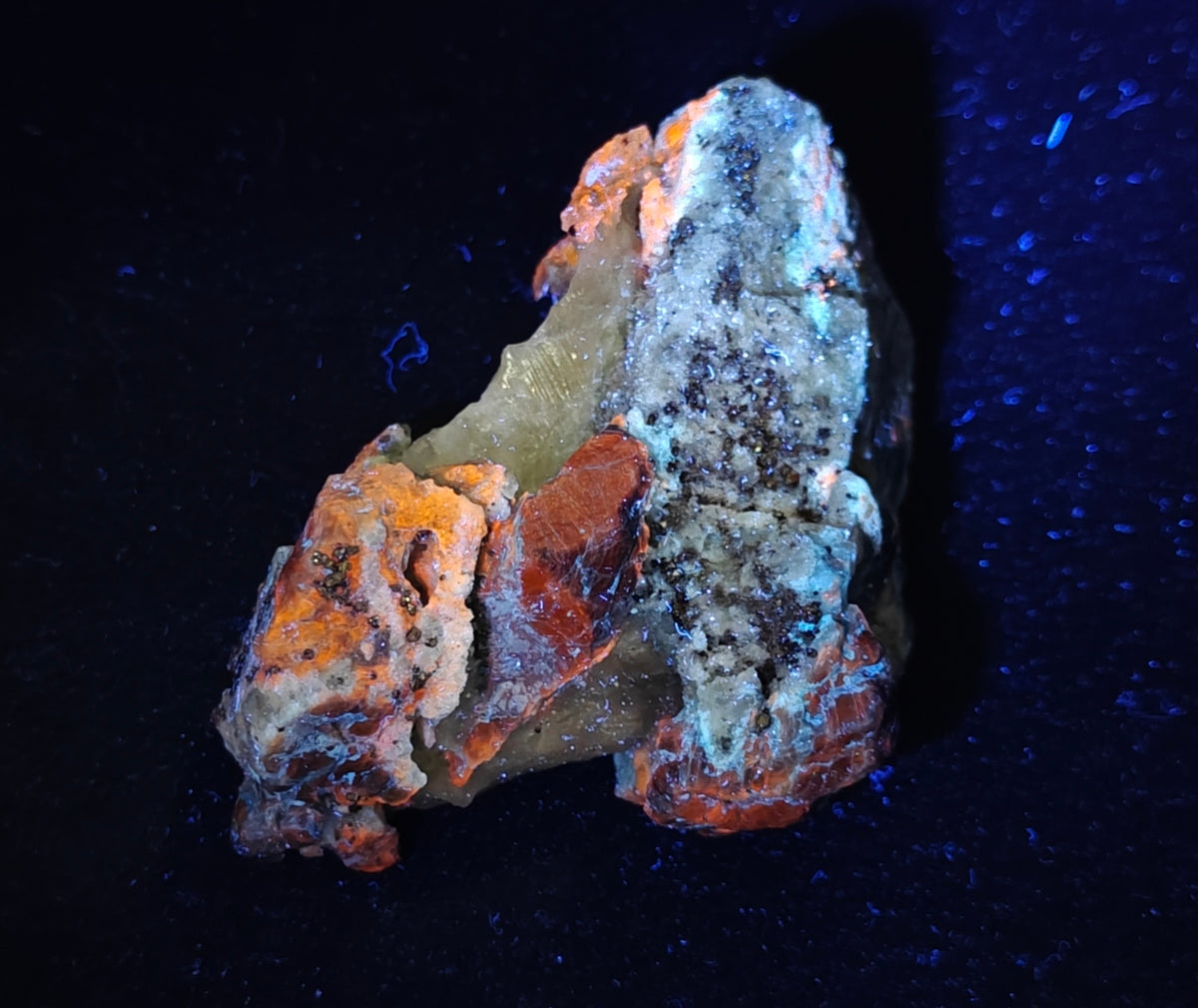 Natural Fluorescent Hauyne/Sodalite on matrix with Calcite 354 grams