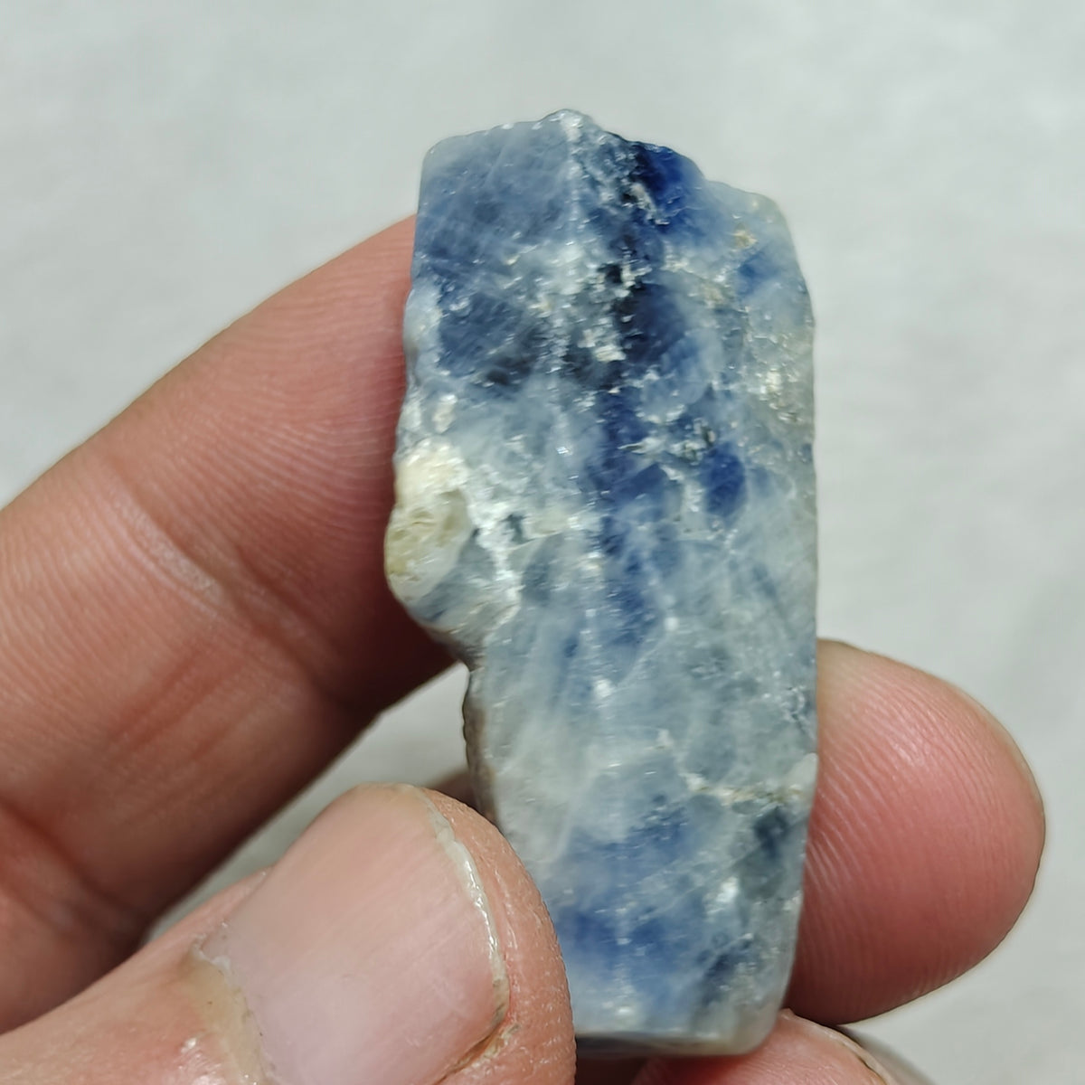 Natural blue sapphire crystal 26 grams