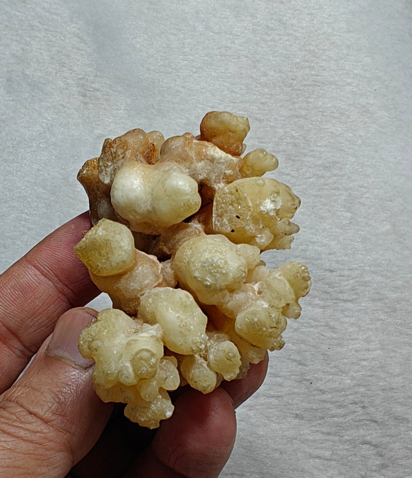 Aragonite flower shape natural terminated crystals 112 grams