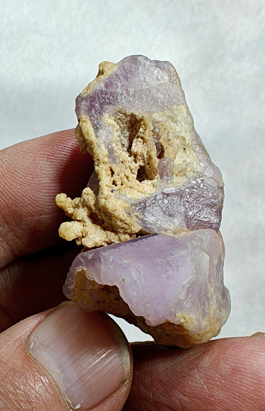 An amazing Fluorescent Apatite with combined albite 34 grams