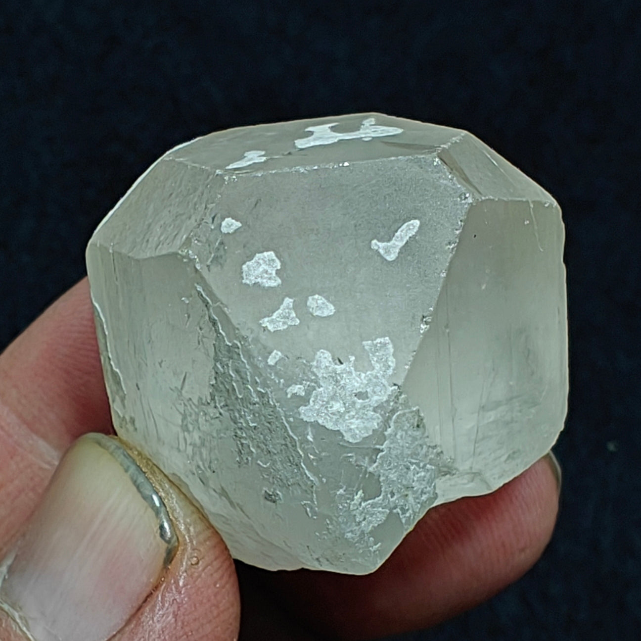 Single beautiful perfectly terminated topaz crystal 41 grams