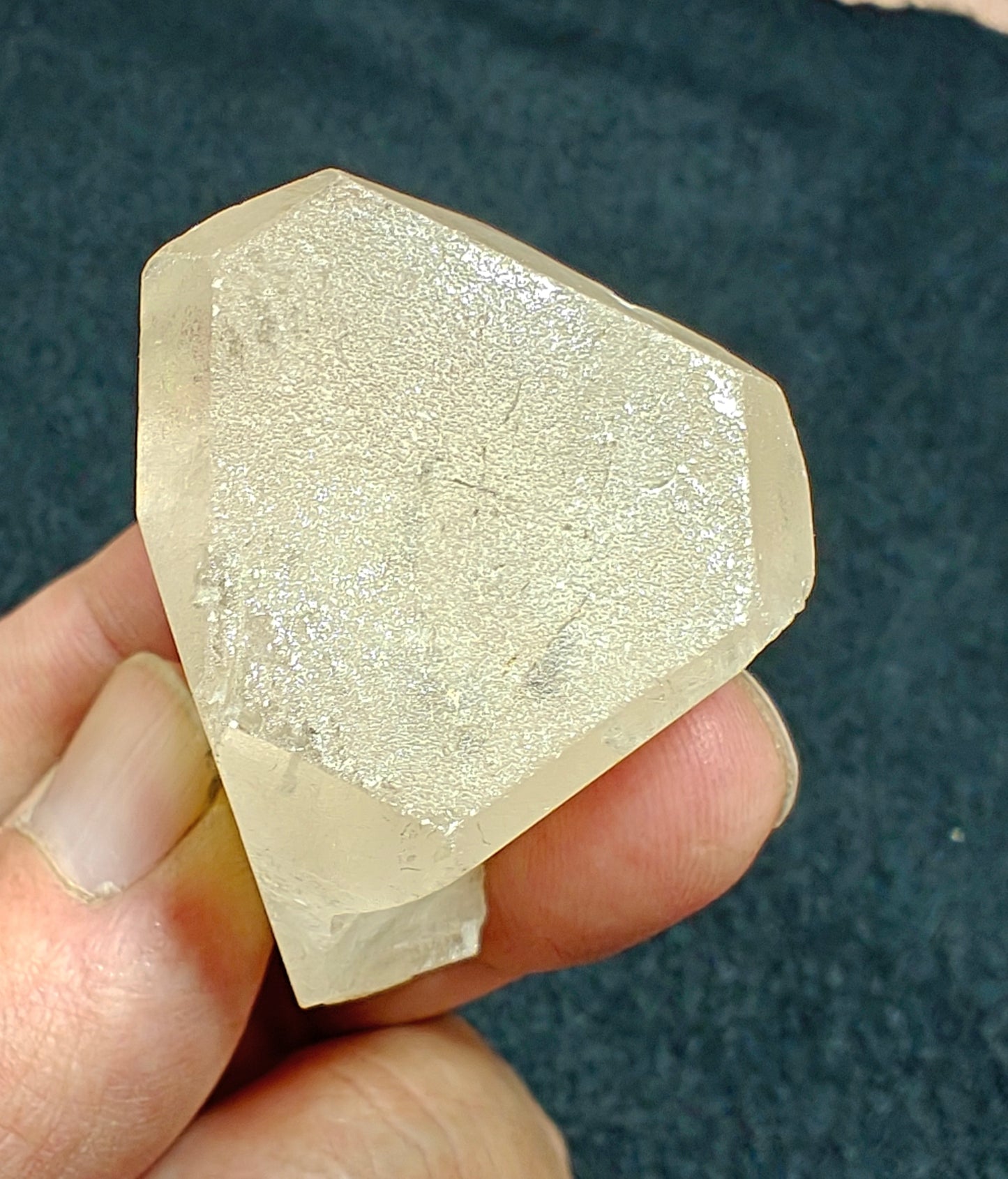 Single beautiful Terminated Topaz crystal 64 grams