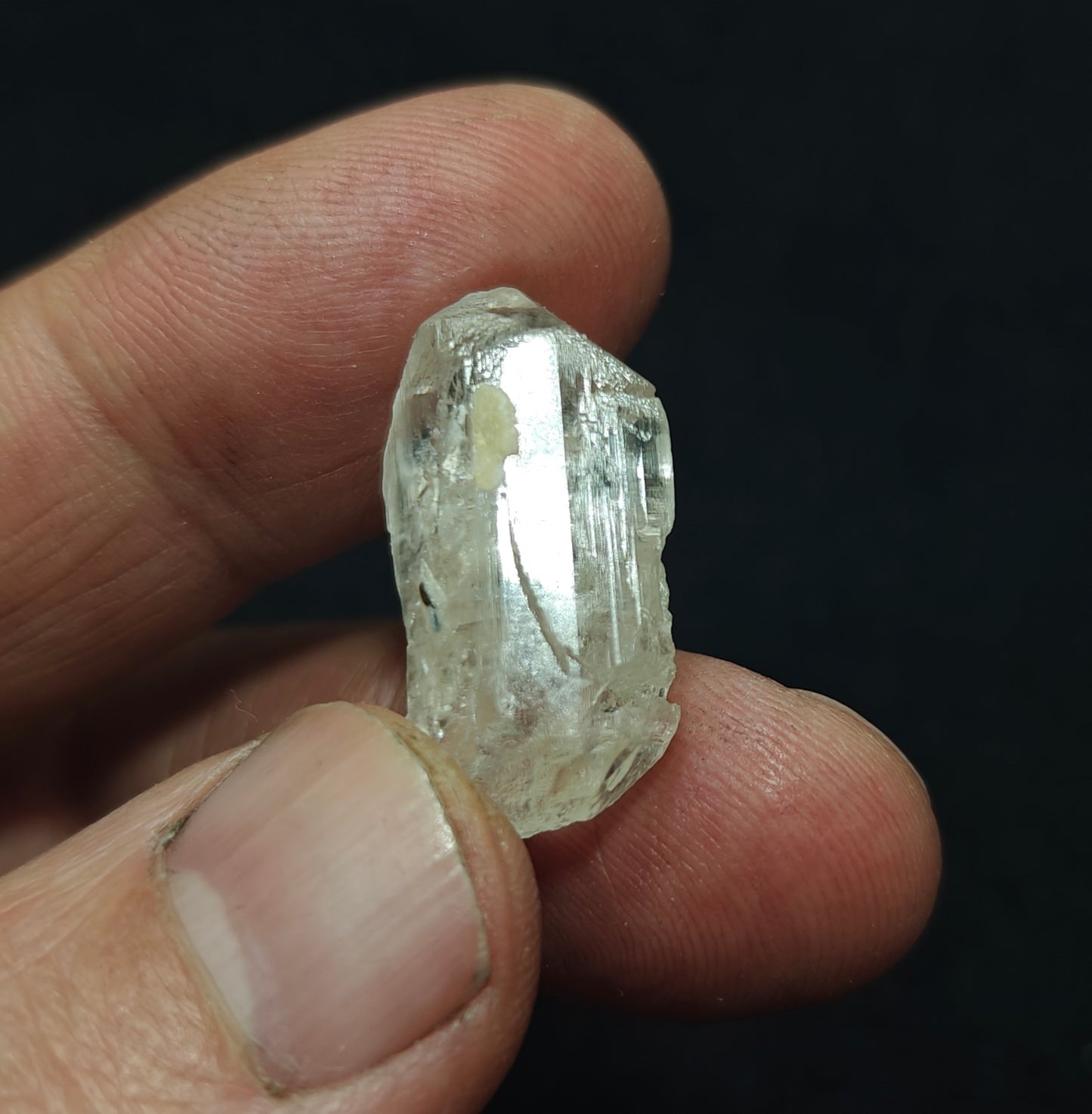 Double terminated topaz crystal
