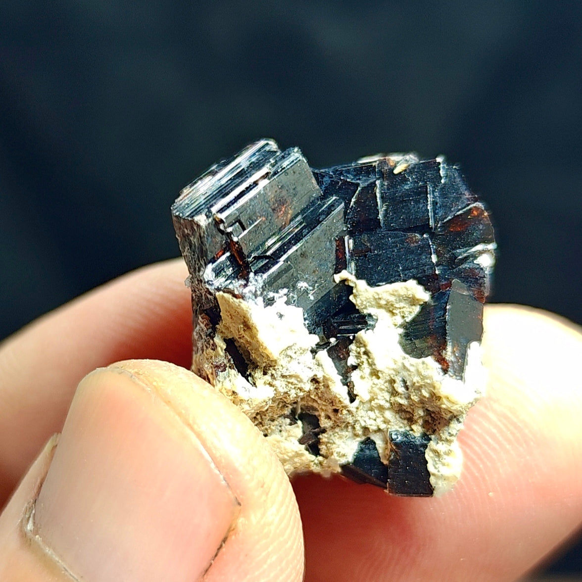 Natural dark brown Vesuvianite 11 grams