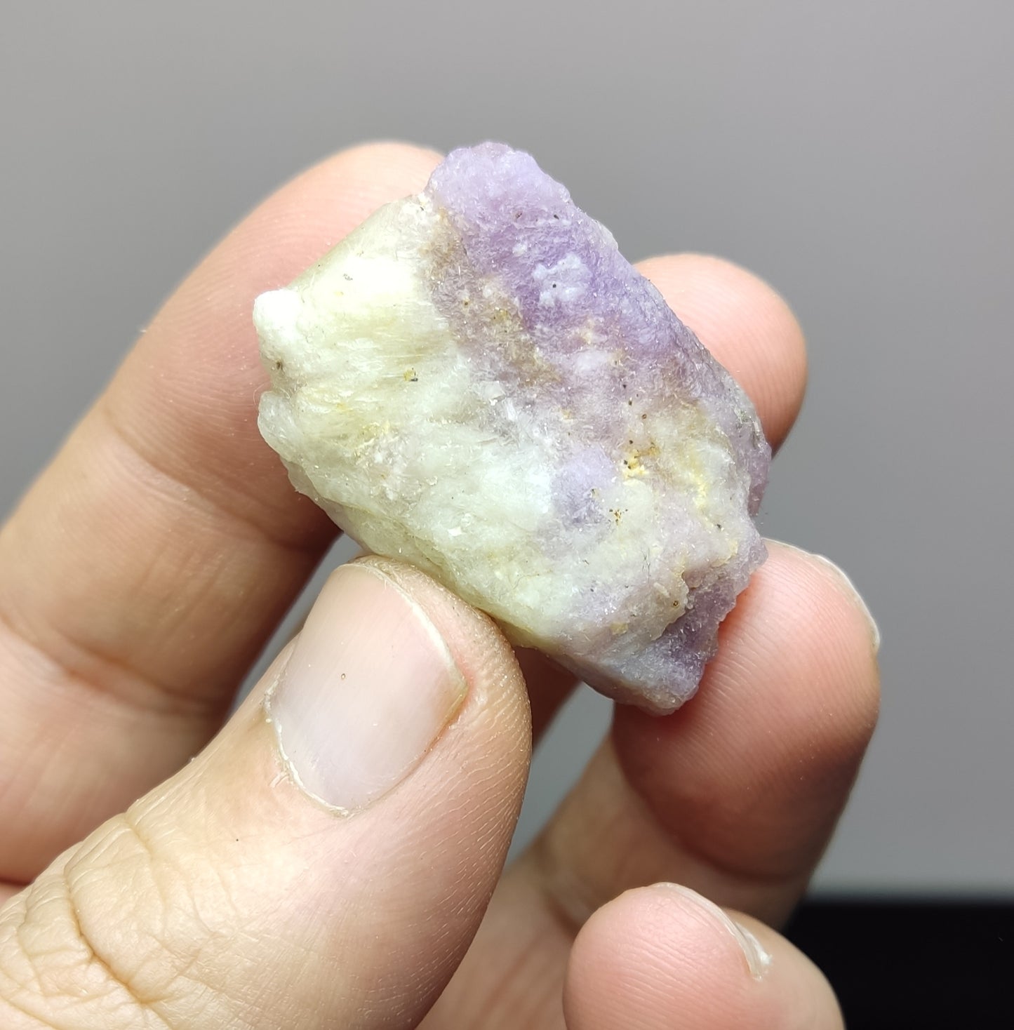 An amazing specimen hackmanite on matrix highly Tenebrescent 17 grams