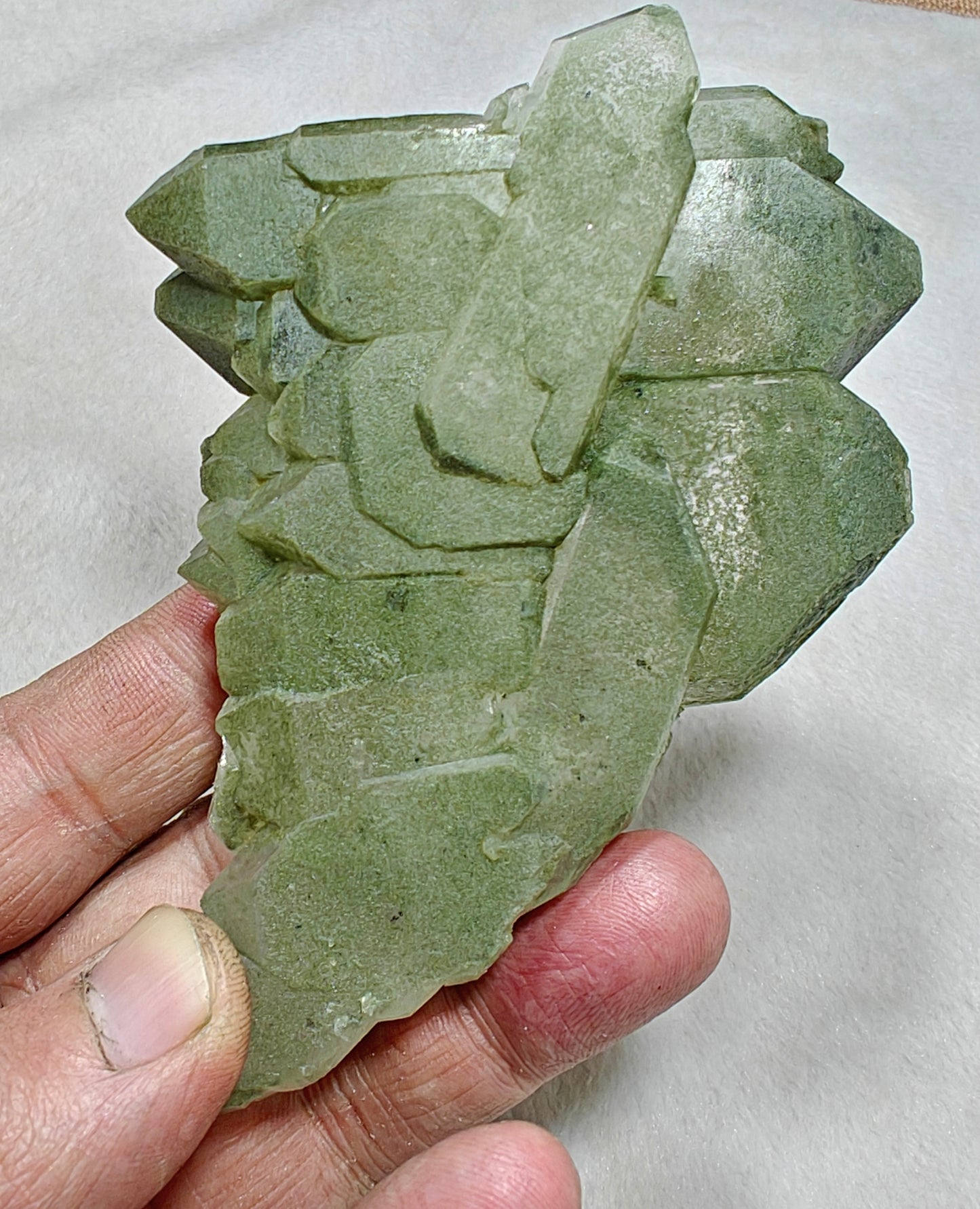 Chlorite Quartz crystals cluster 218 grams