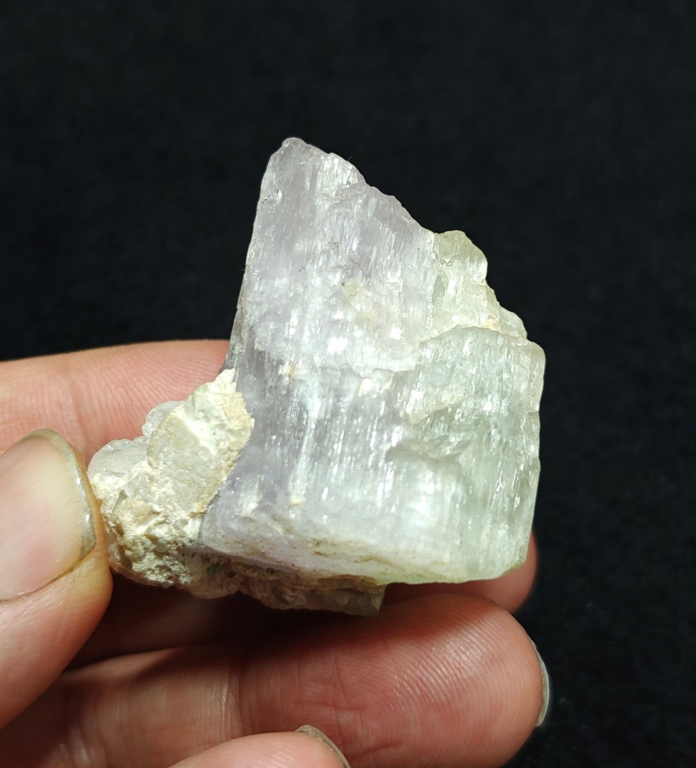 An amazing specimen of bicolor Kunzite on matrix of Albite 53 grams
