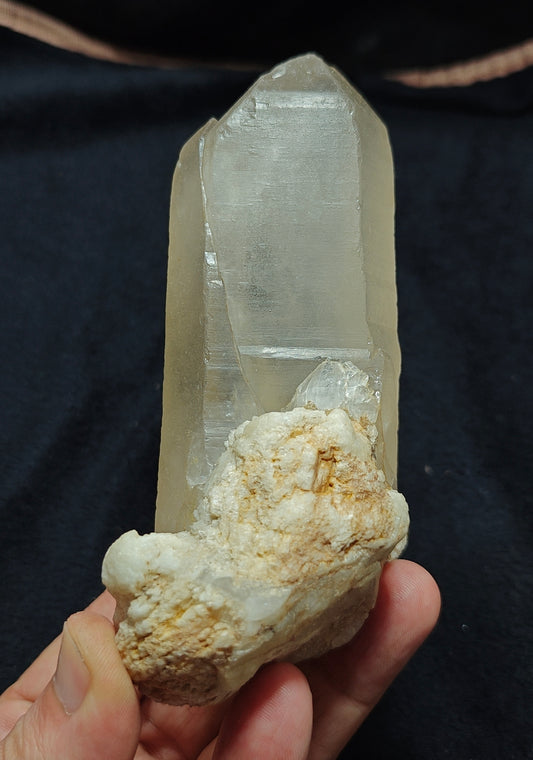 Milky/light golden yellow Quartz Crystal 488 grams