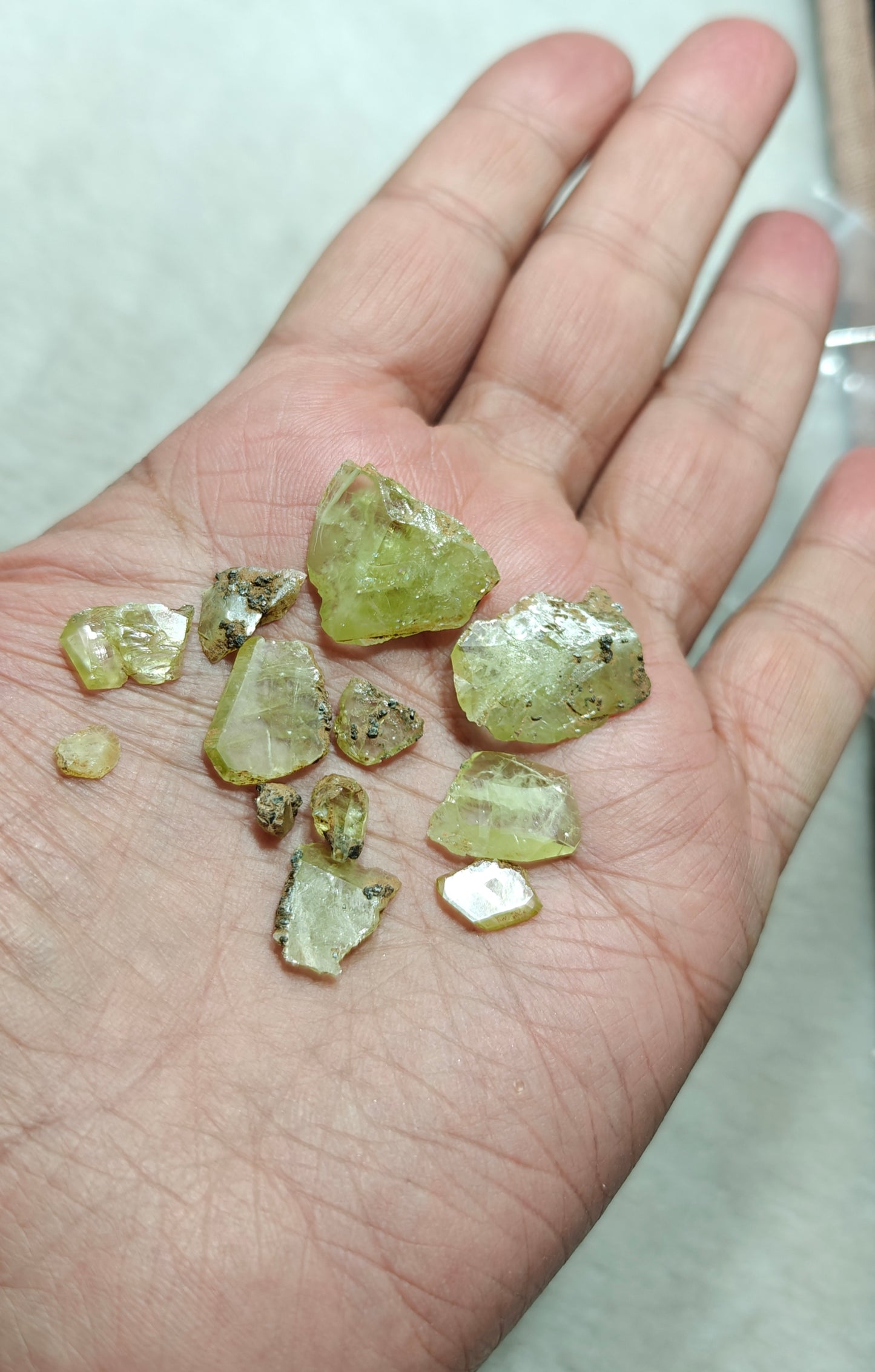Natural green sphene Titanite crystals 10 grams