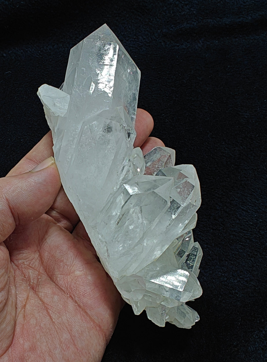 Quartz crystals cluster 378 grams