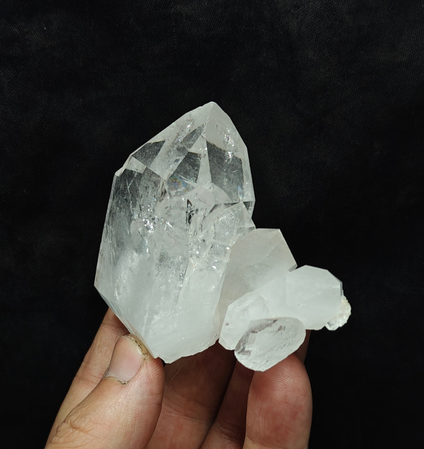 Natural quartz crystals cluster combined together 194 grams