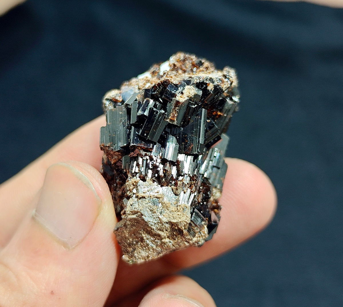 Natural usterous crystal specimen of dark brown Vesuvianite 32.5 grams