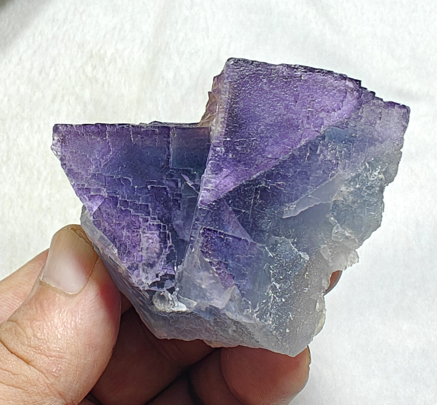 Purple Fluorite Specimen with blueish zoning 190 grams