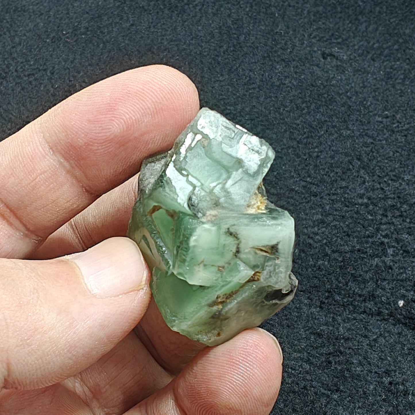 Natural green fluorite 39 grams