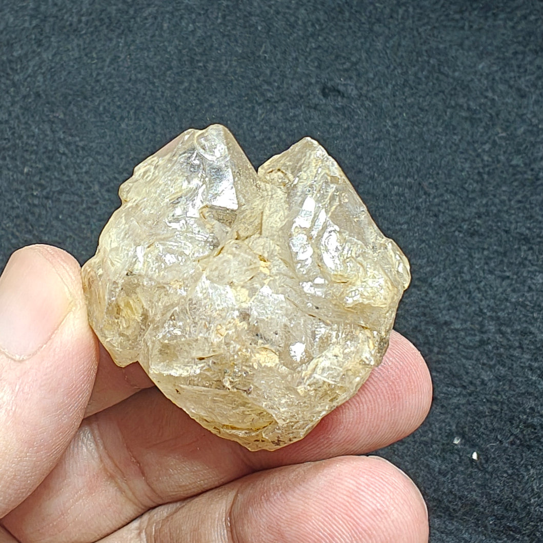 Natural window quartz fenster quartz crystal 38 grams