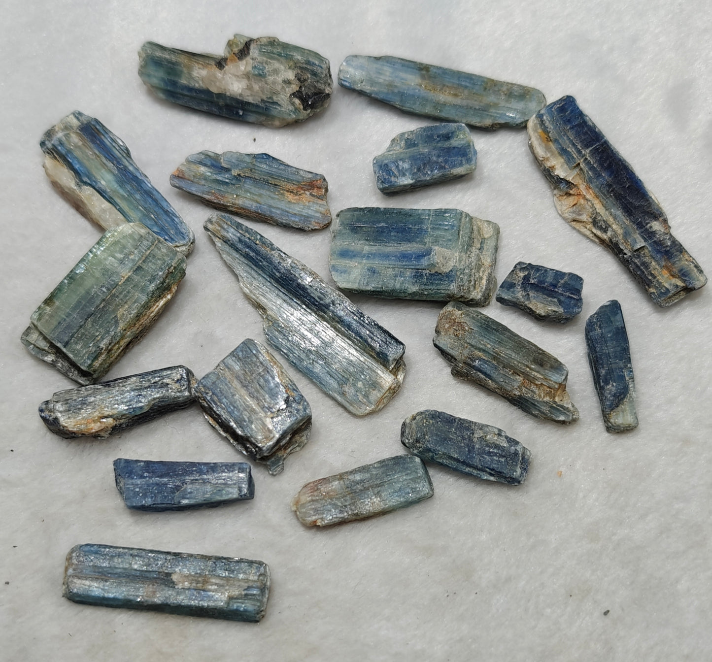 Natural kyanite crystals collection 160 grams