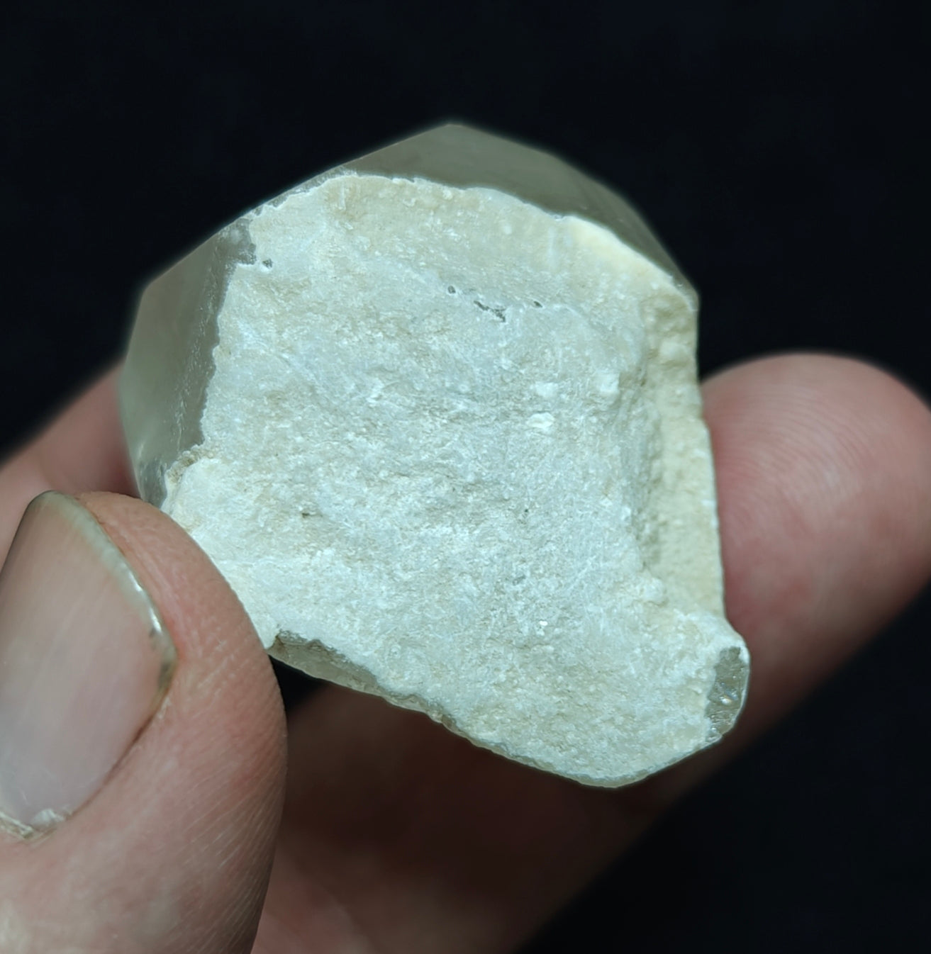 Single beautiful terminated Topaz crystal 45 grams