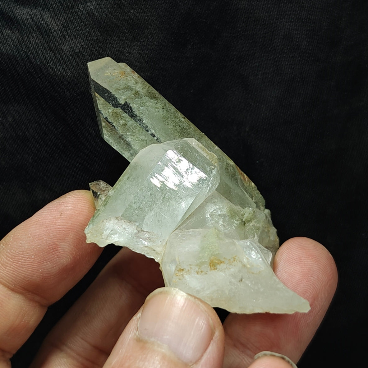両剣クローライトクォーツ（緑泥石入り水晶）クラスター 64g