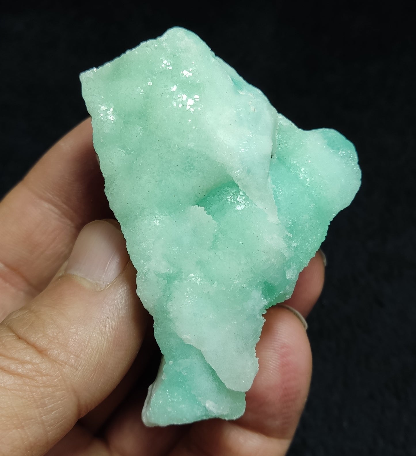 Natural specimen of blue Aragonite 105 grams