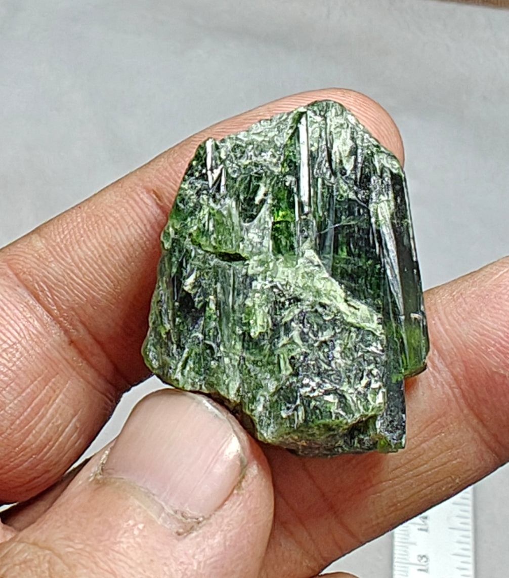 Natural Green diopside crystal 22 grams