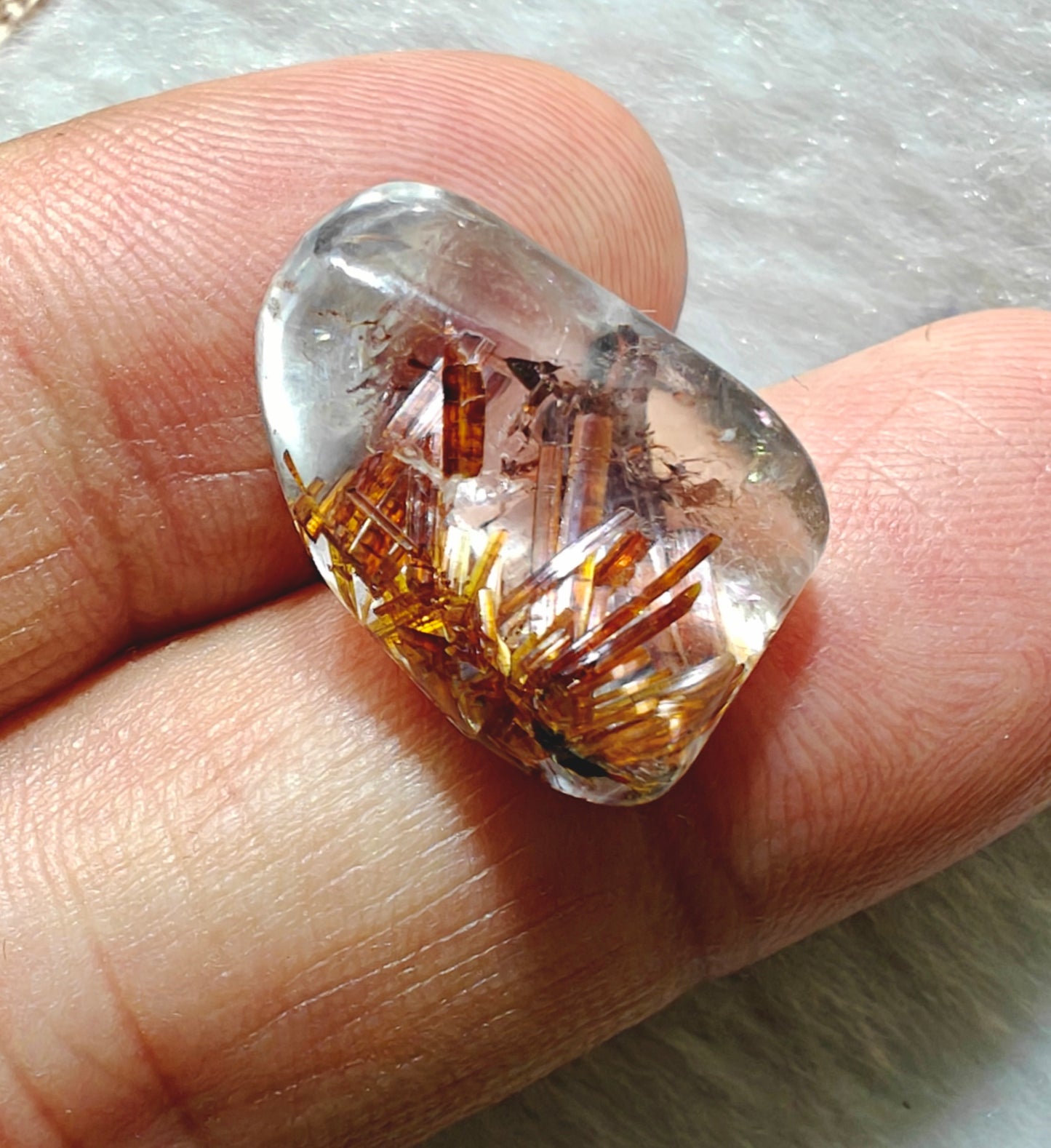 Rutiles included polished quartz 4 grams