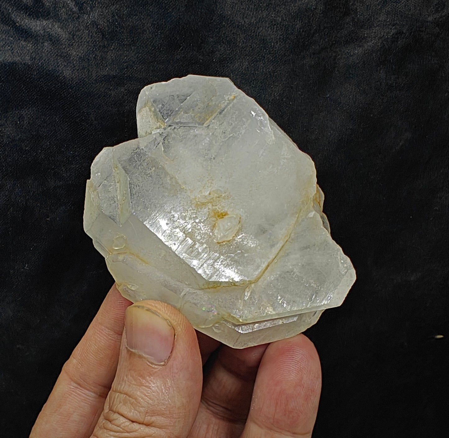 Faden Quartz crystal specimen 135 grams