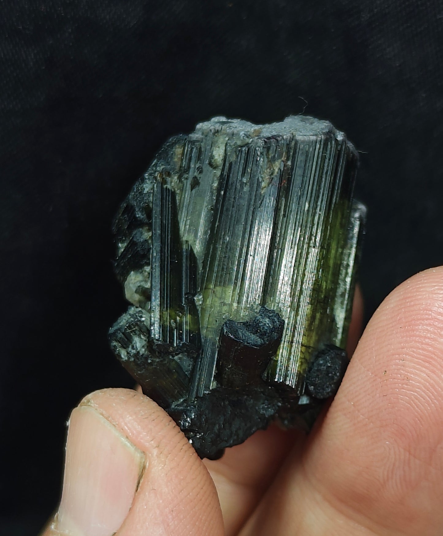 Dark green color Tourmaline crystal chatoyance 26 grams