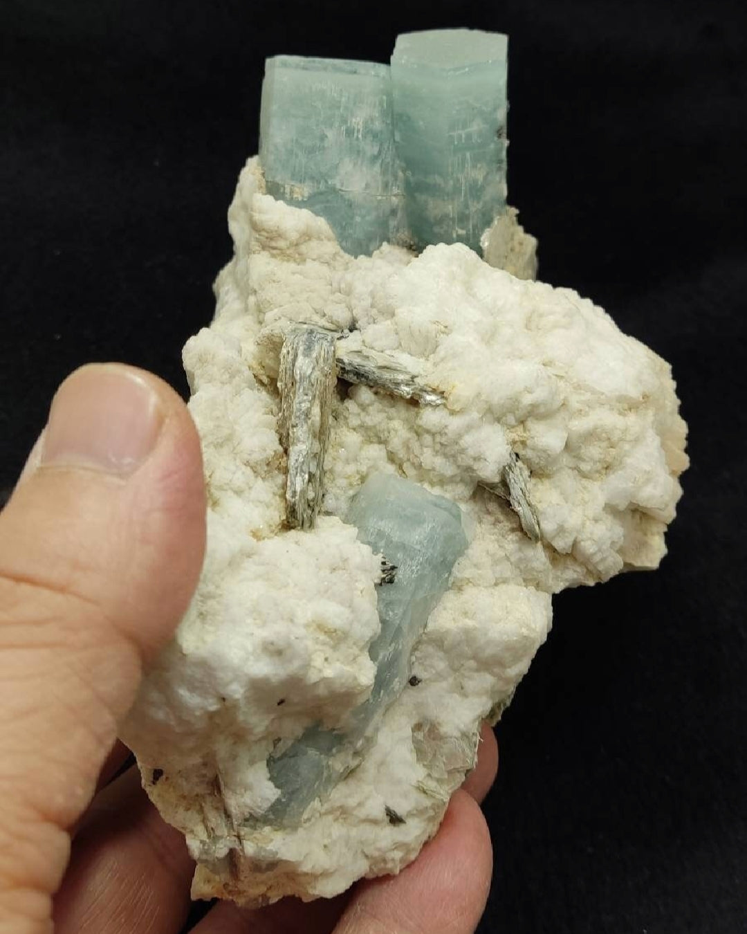 Aesthetic specimen of Aquamarine Crystals with associated tantalite on matrix of Albite, mica and some Schorl 1026 grams