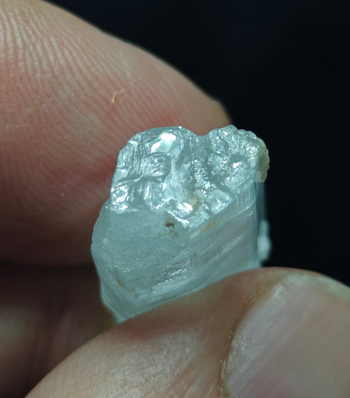 Natural aquamarine crystal twin formation 23 carats