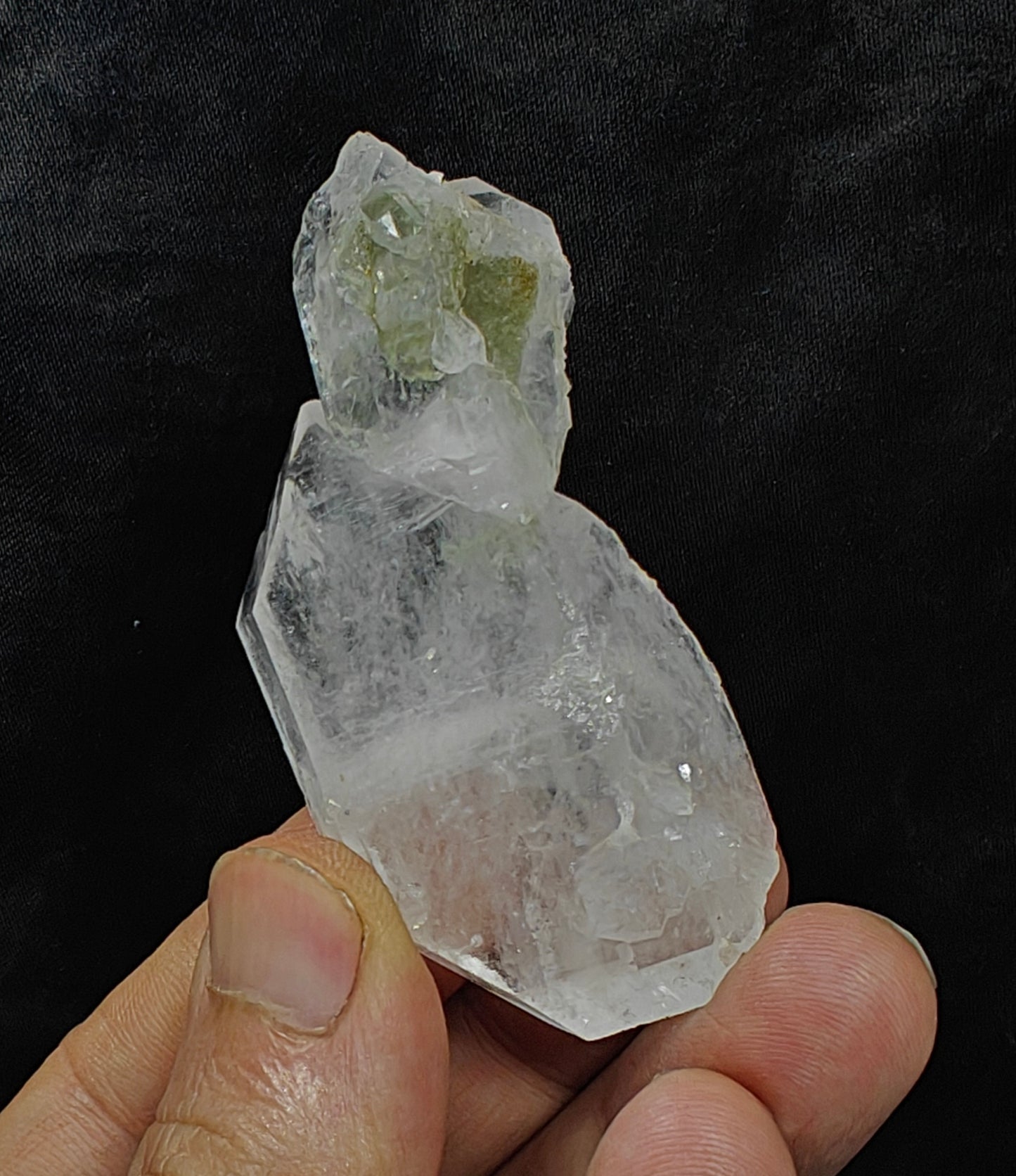 Faden Quartz crystal with some chlorite inclusions 46 grams