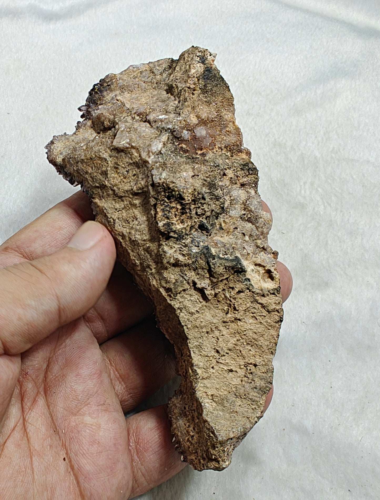 Single beautiful Drusy Amethyst crystals Cluster with beautiful purple color 258 grams