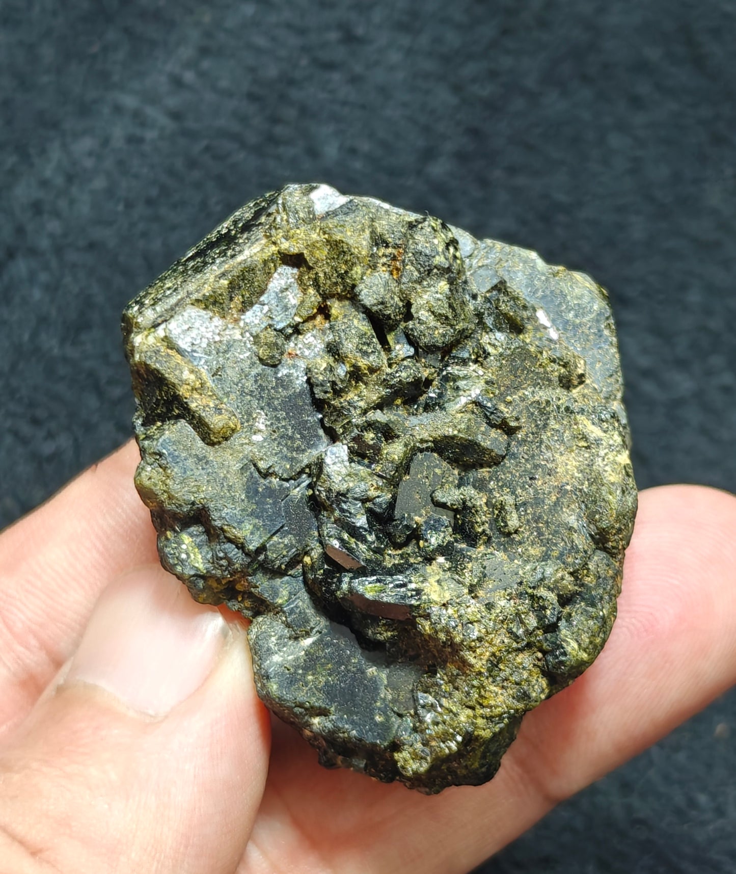 An Amazing specimen of lusterous Epidote 68 grams