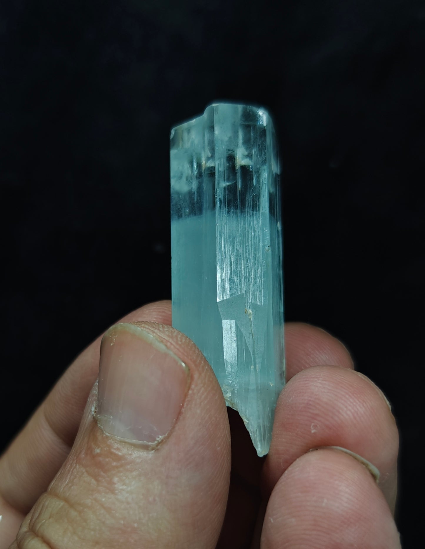 Natural terminated Aquamarine crystal 16 grams