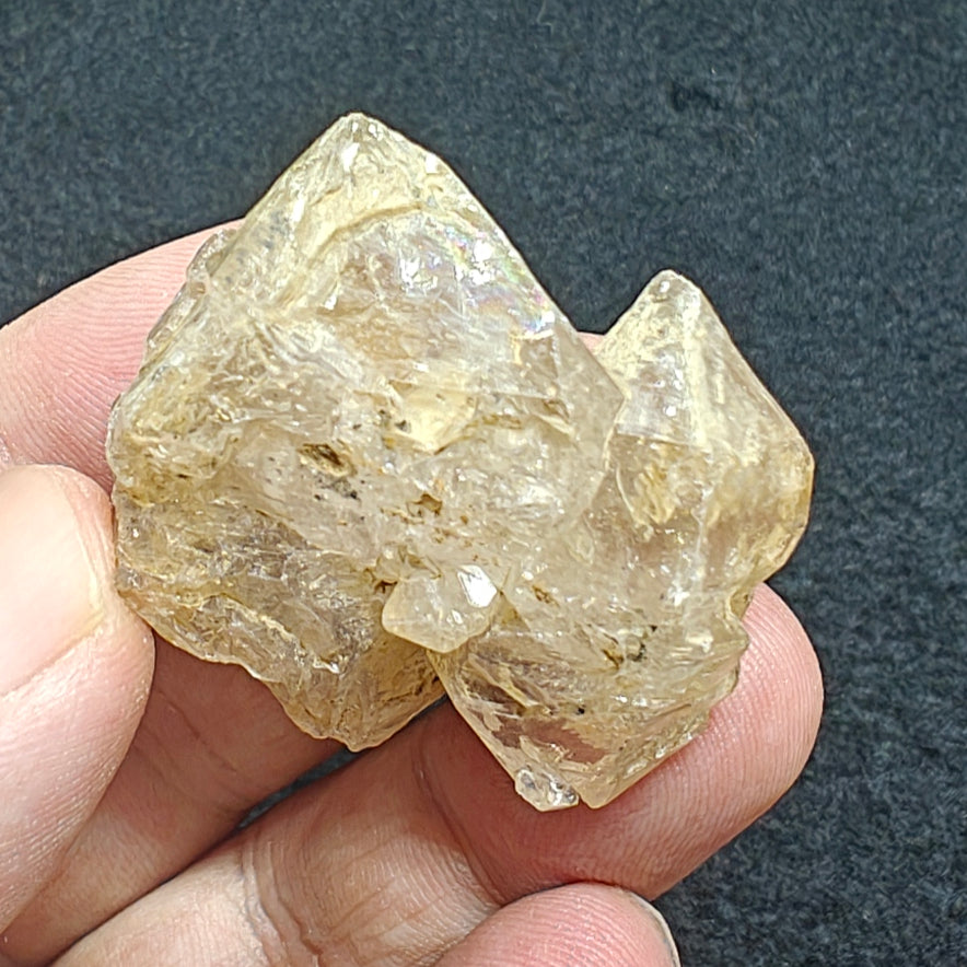 Natural window quartz fenster quartz crystal 38 grams