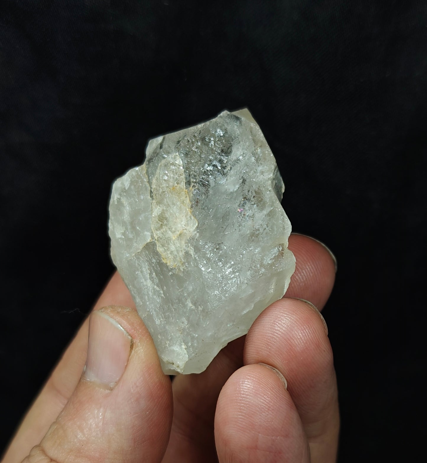 Natural gwindel quartz crystal 58 grams